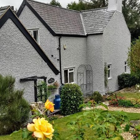 Pentre Isaf Bed & Breakfast Конуи Екстериор снимка