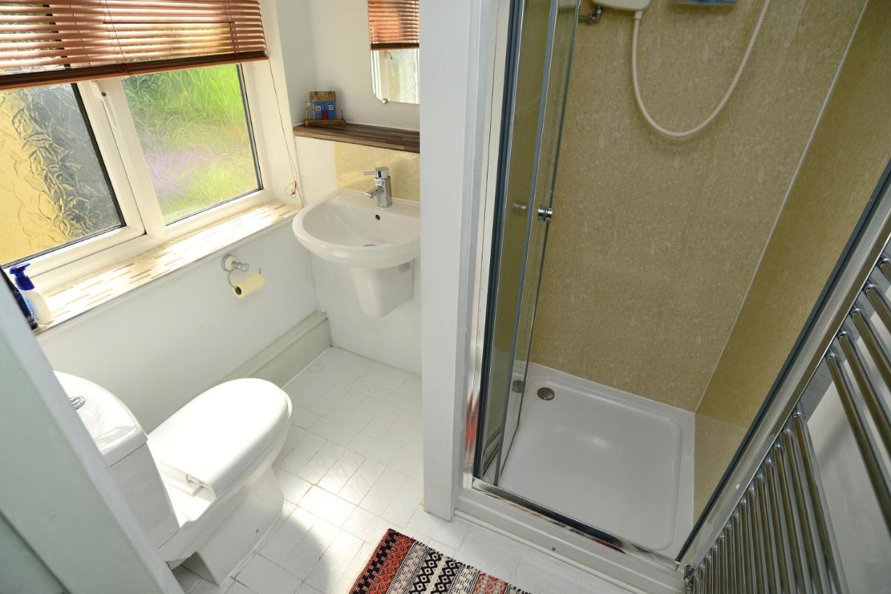 Pentre Isaf Bed & Breakfast Конуи Екстериор снимка